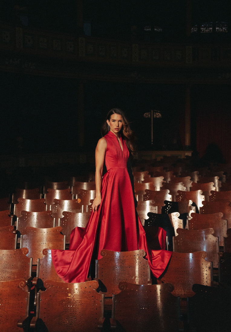 María Teresa Gown
